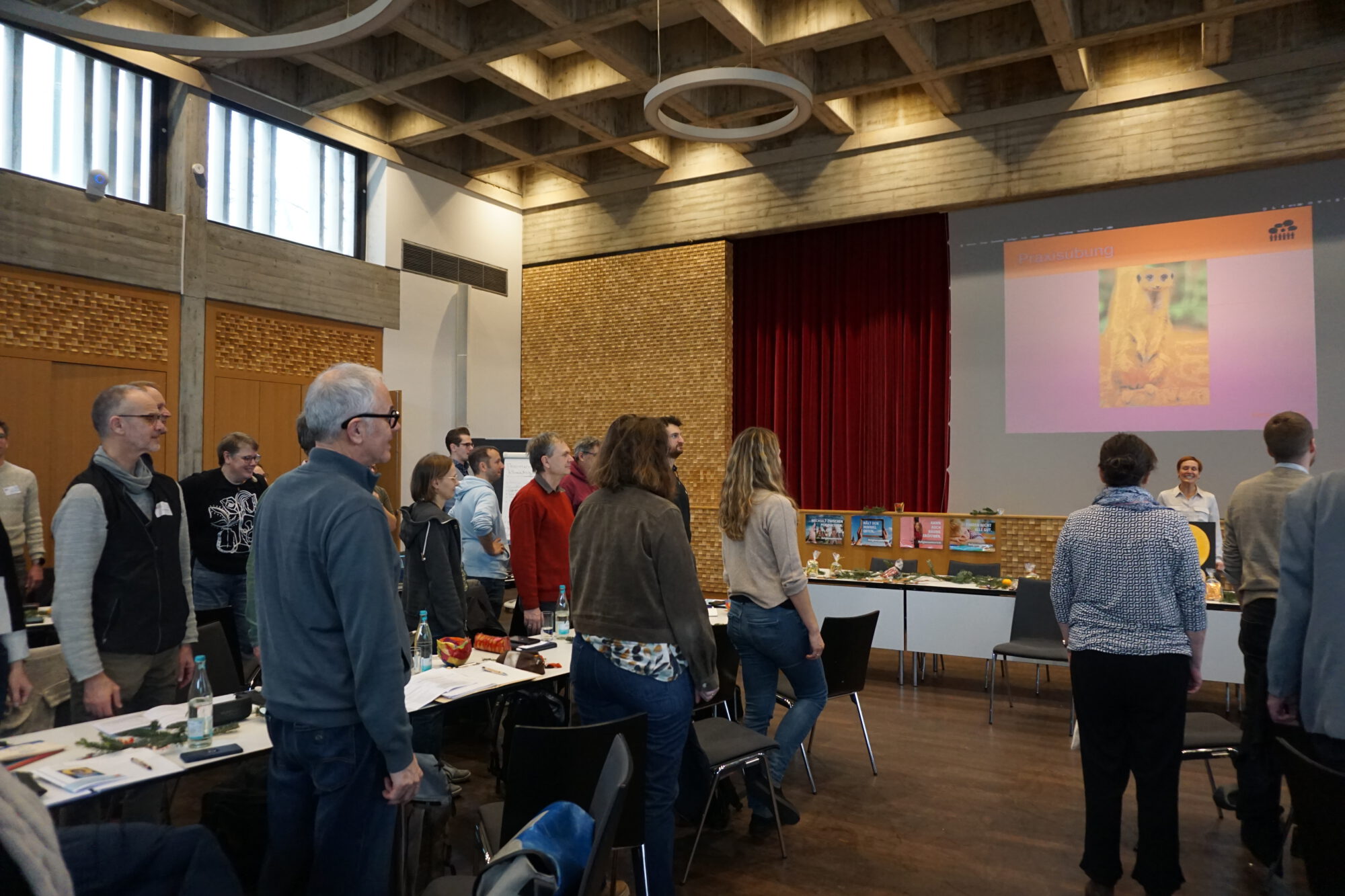 „Humor im Unterricht“ – Jahrestagung 2025 der ReligionslehrerInnen an Berufsschulen, Rastatt